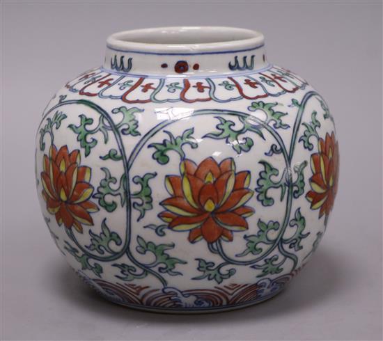 A 19th century Chinese famille verte jar height 14cm
